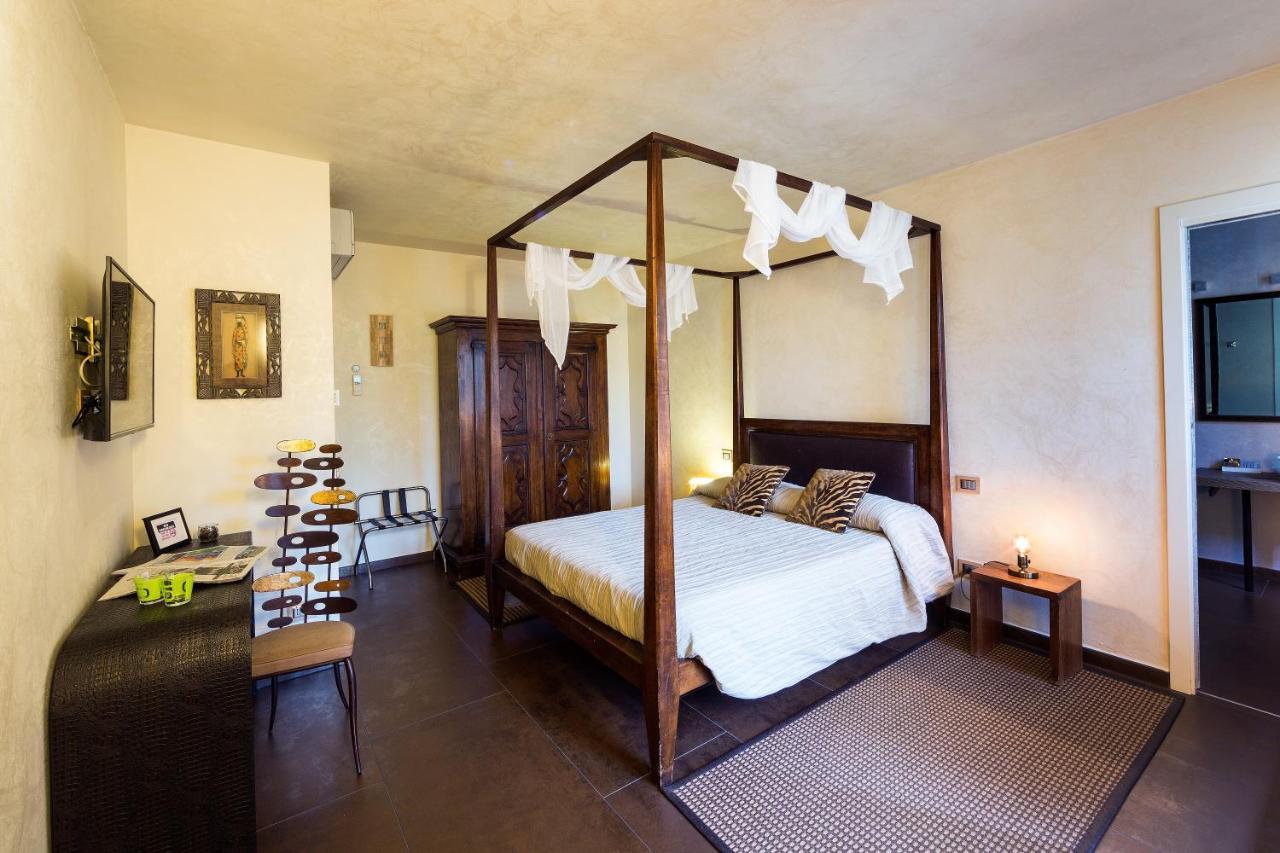 La Villa Desenzano Rooms Desenzano del Garda Esterno foto