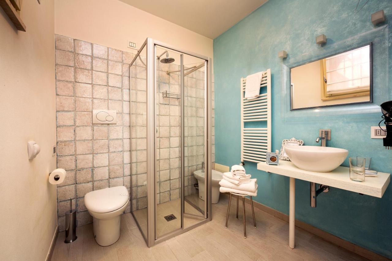 La Villa Desenzano Rooms Desenzano del Garda Esterno foto