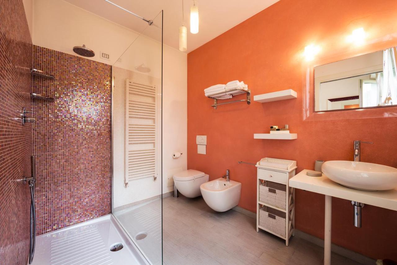 La Villa Desenzano Rooms Desenzano del Garda Esterno foto