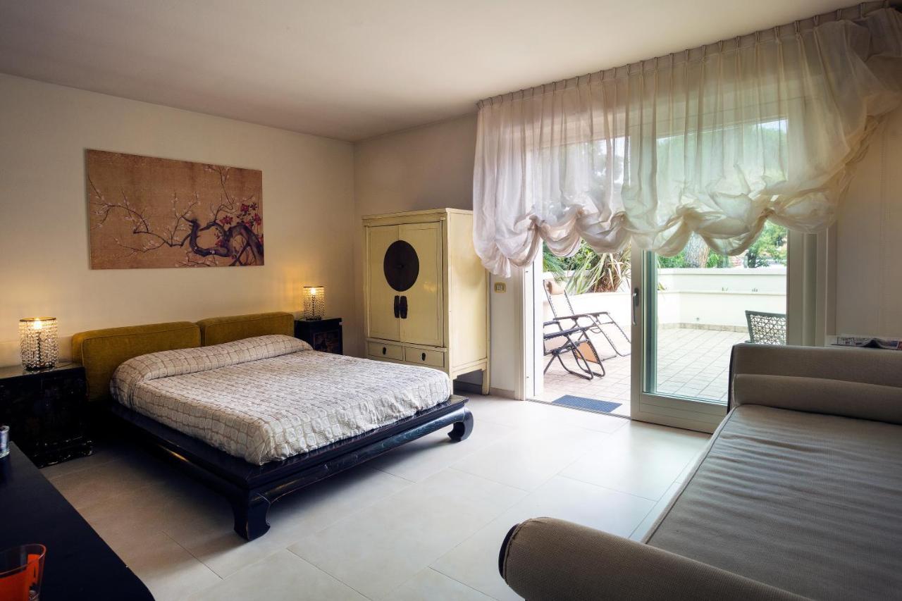 La Villa Desenzano Rooms Desenzano del Garda Esterno foto