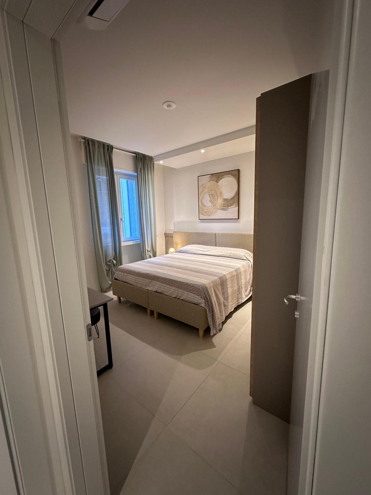 La Villa Desenzano Rooms Desenzano del Garda Esterno foto